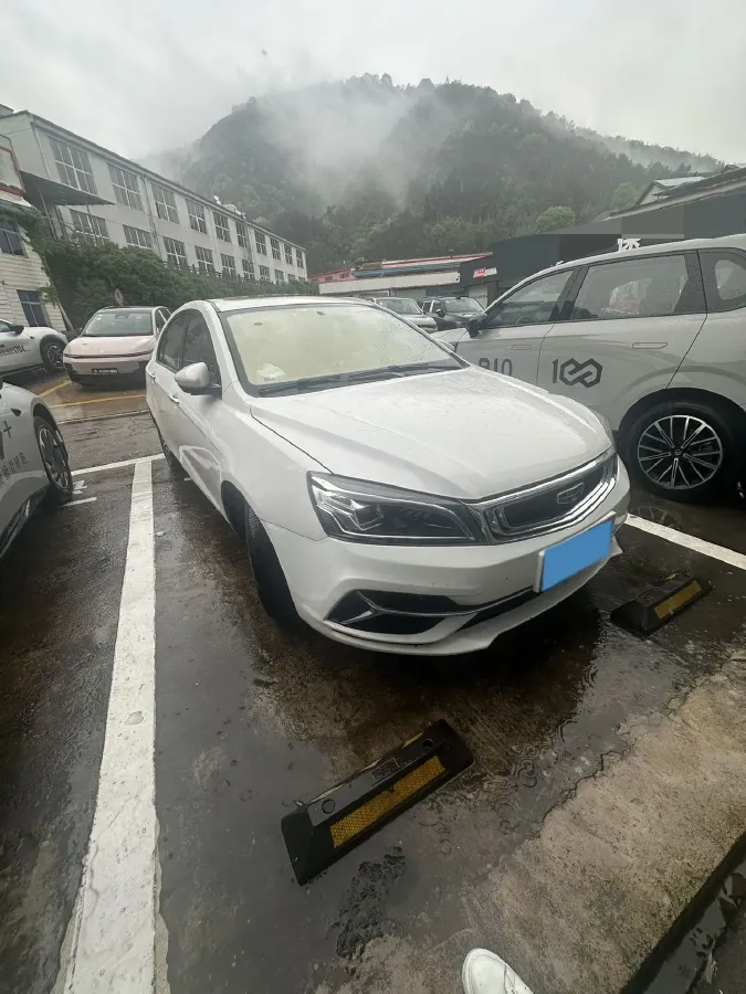 2020 Geely Emgrand 1.5L 109HP L4 CVT,autocango,china used car exporter,china ev exporter,chinese used car exporter,chinese used ev exporter