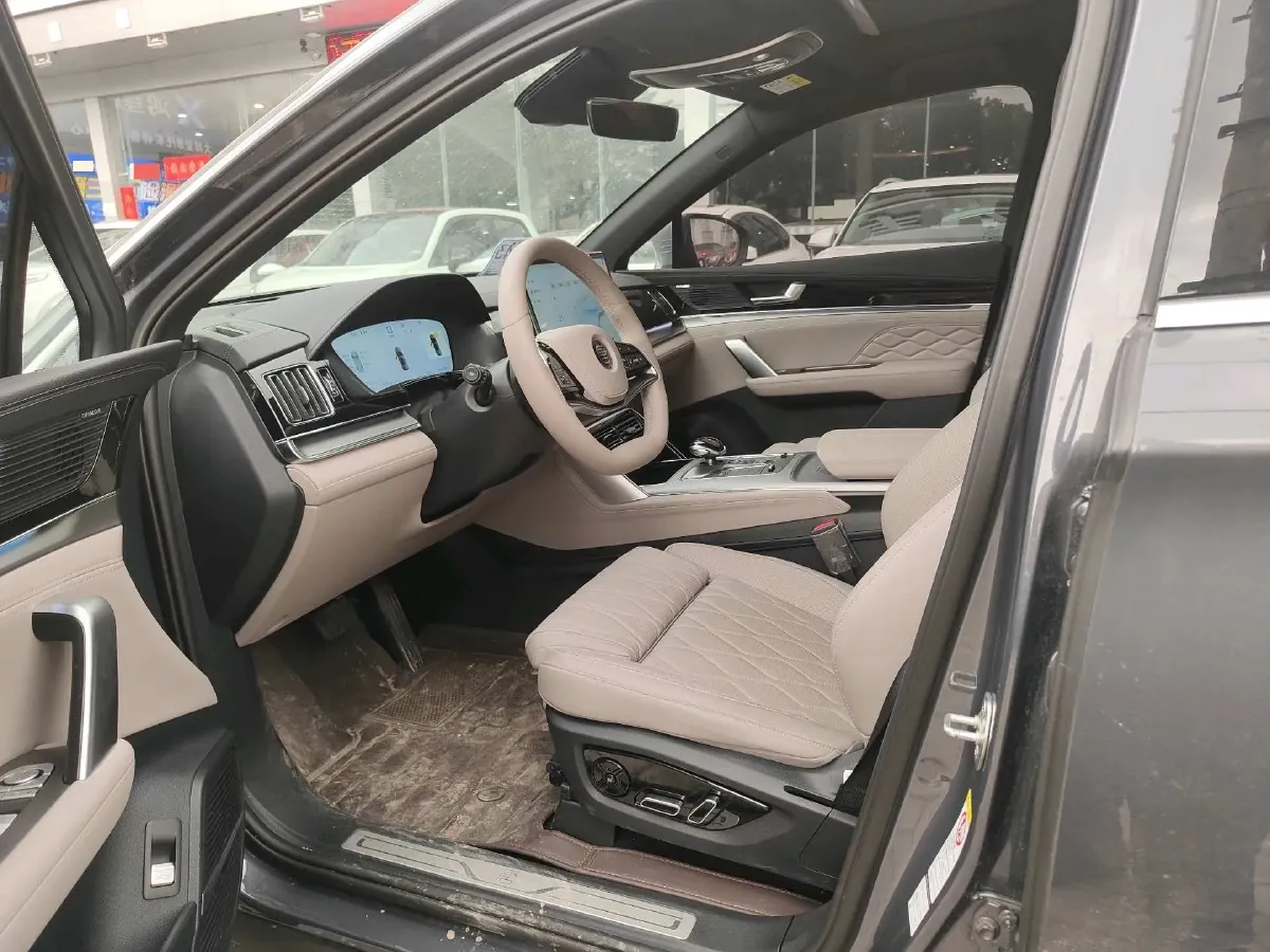 2025 BYD Tang 1.5T 156HP L4 E-CVT PHEV 21.504KWH,autocango,china used car exporter,china ev exporter,chinese used car exporter,chinese used ev exporter