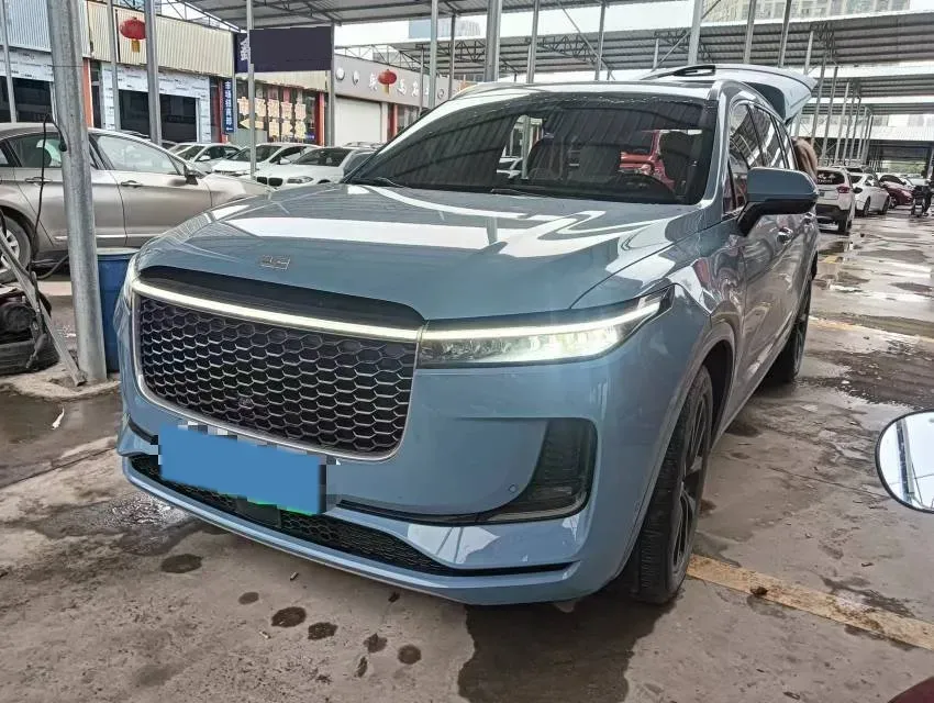 2021 Li ONE Range Extended 131HP REEV 40.5KWH,autocango,china used car exporter,china ev exporter,chinese used car exporter,chinese used ev exporter