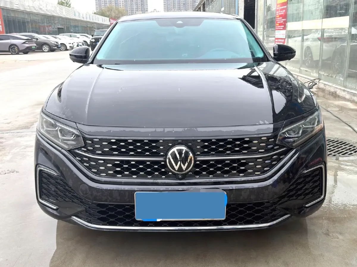 2023 Volkswagen Passat 2.0T 186HP L4 7DCT,autocango,china used car exporter,china ev exporter,chinese used car exporter,chinese used ev exporter