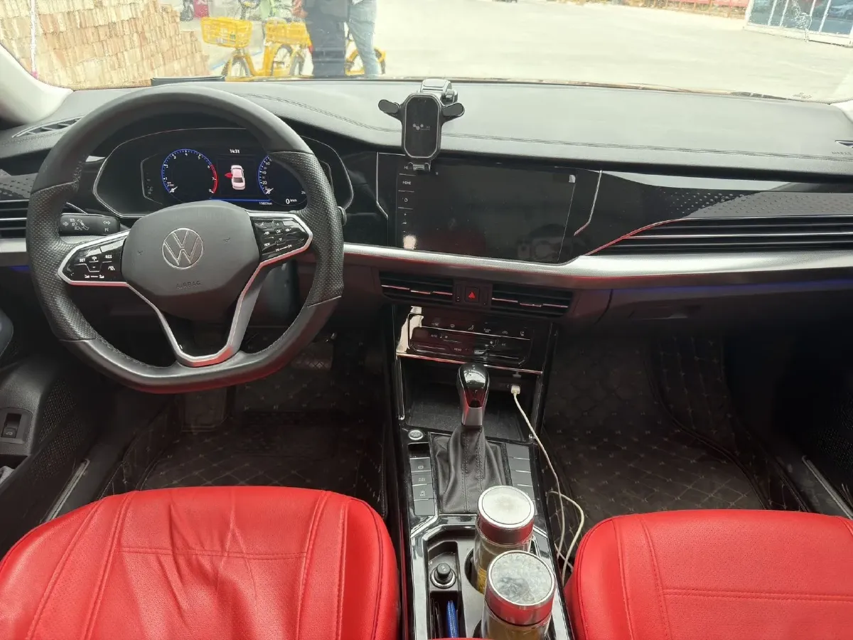 2023 Volkswagen Passat 2.0T 186HP L4 7DCT,autocango,china used car exporter,china ev exporter,chinese used car exporter,chinese used ev exporter