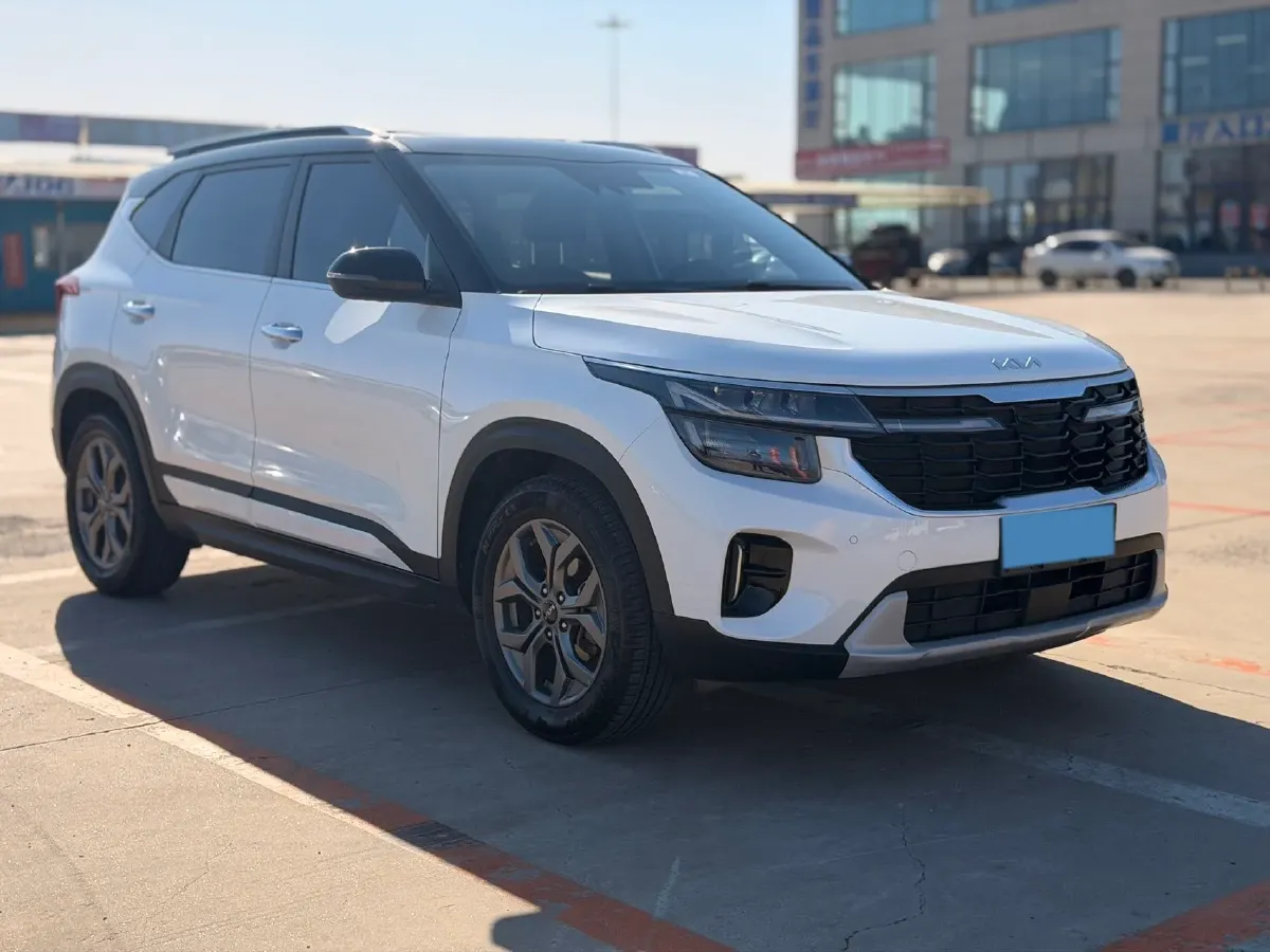 2023 Kia Seltos 1.5L 115HP L4 CVT,autocango,china used car exporter,china ev exporter,chinese used car exporter,chinese used ev exporter