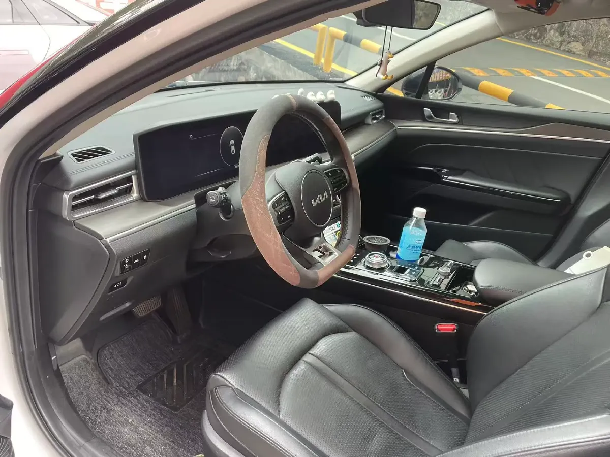 2021 Kia K5 2.0T 240HP L4 8AT,autocango,china used car exporter,china ev exporter,chinese used car exporter,chinese used ev exporter