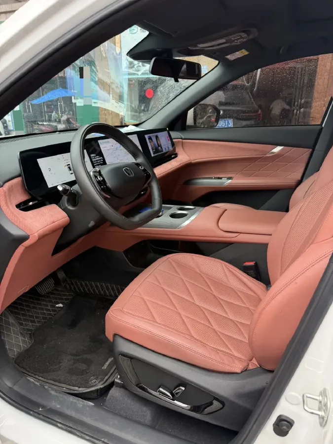 2025 ChangAn CS75 Plus 2.0T 233HP L4 8AT,autocango,china used car exporter,china ev exporter,chinese used car exporter,chinese used ev exporter