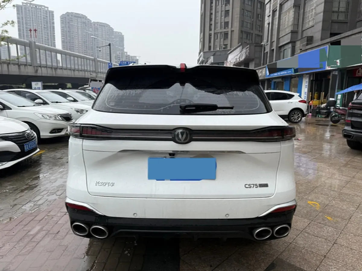 2025 ChangAn CS75 Plus 2.0T 233HP L4 8AT,autocango,china used car exporter,china ev exporter,chinese used car exporter,chinese used ev exporter