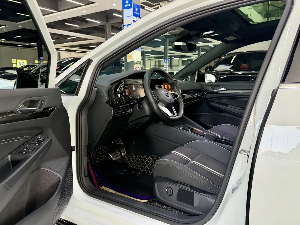 2023 Volkswagen Golf 1.4T 150HP L4 7DCT,autocango,china used car exporter,china ev exporter,chinese used car exporter,chinese used ev exporter