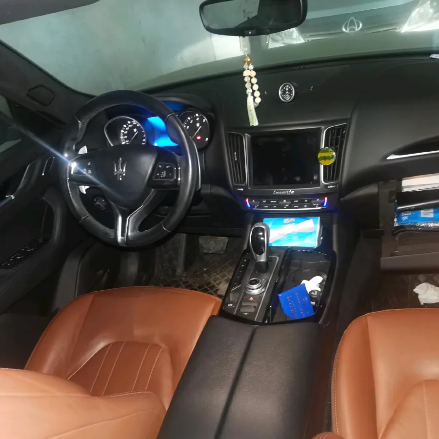 2018 Maserati Levante 3.0T 350HP V6 8AT,autocango,china used car exporter,china ev exporter,chinese used car exporter,chinese used ev exporter