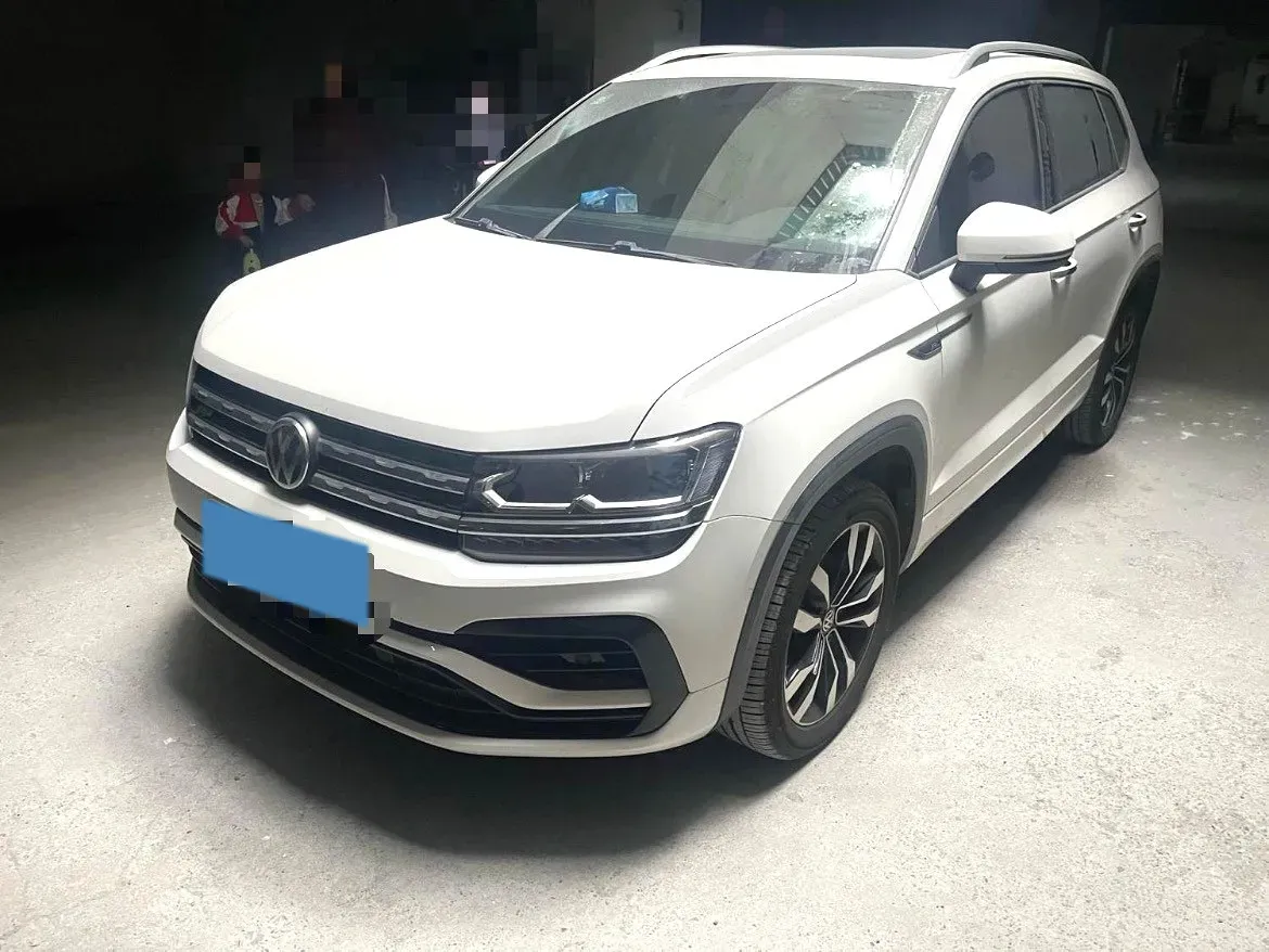 2019 MINI MINI 1.5T 102HP L3 7DCT,autocango,china used car exporter,china ev exporter,chinese used car exporter,chinese used ev exporter