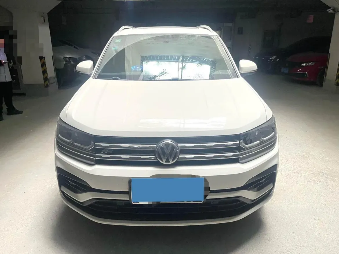 2019 MINI MINI 1.5T 102HP L3 7DCT,autocango,china used car exporter,china ev exporter,chinese used car exporter,chinese used ev exporter