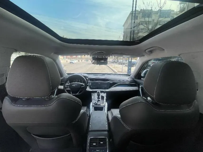 2022 Geely Azkarra 1.8T 184HP L4 7DCT,autocango,china used car exporter,china ev exporter,chinese used car exporter,chinese used ev exporter