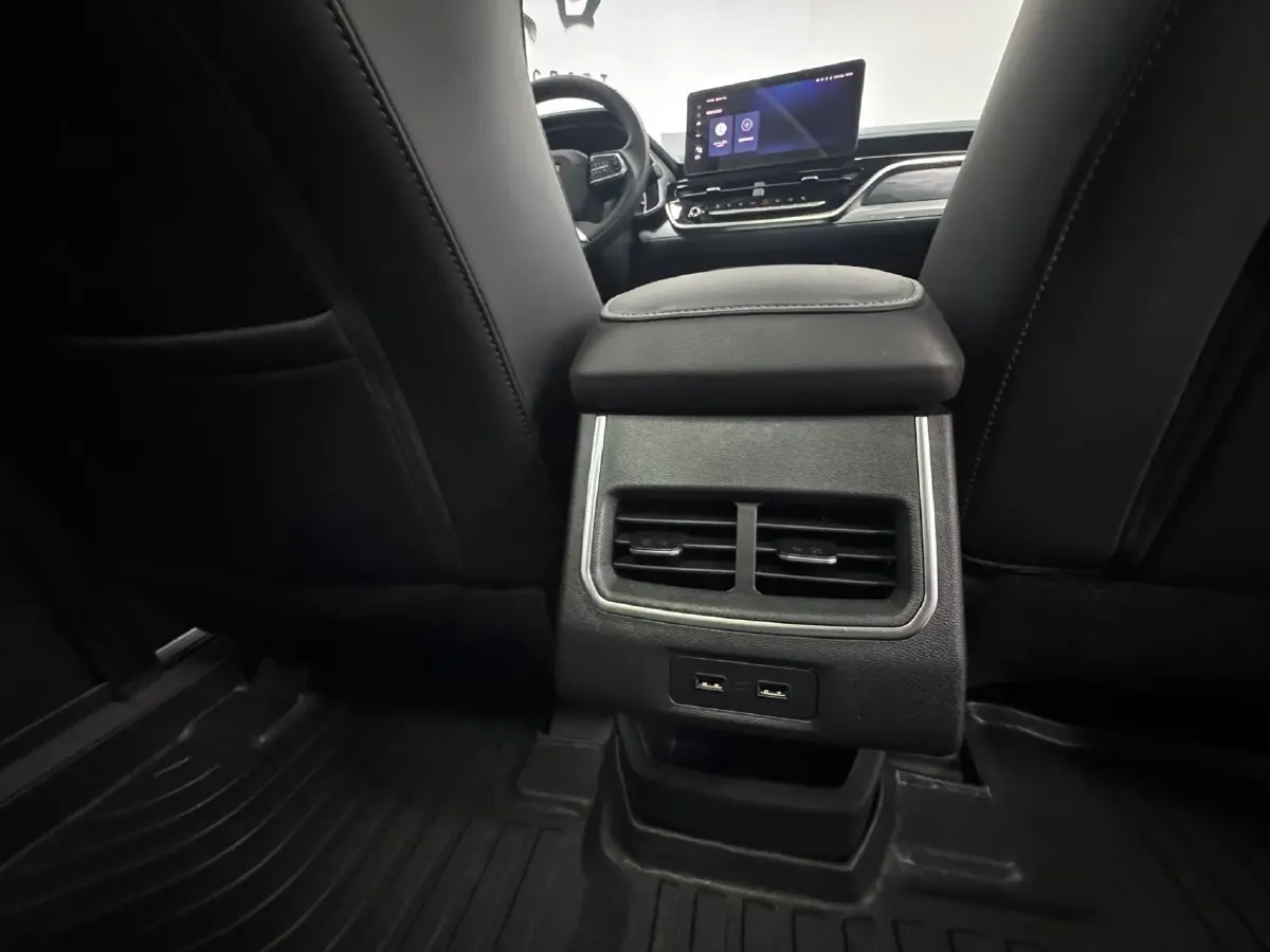 2023 Haval H6 1.5T 150HP L4 7DCT,autocango,china used car exporter,china ev exporter,chinese used car exporter,chinese used ev exporter