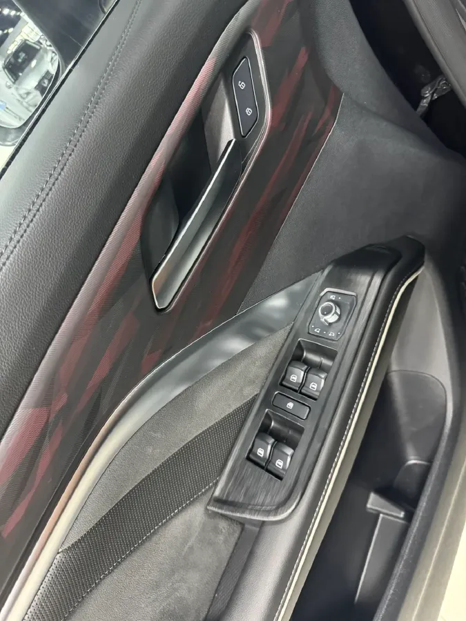 2023 Haval H6 1.5T 150HP L4 7DCT,autocango,china used car exporter,china ev exporter,chinese used car exporter,chinese used ev exporter