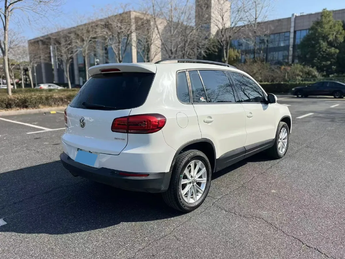 2017 Haval H9 2.0T 190HP L4 8AT,autocango,china used car exporter,china ev exporter,chinese used car exporter,chinese used ev exporter