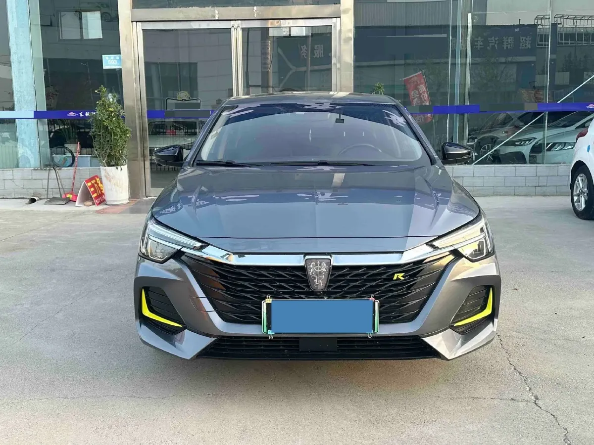 2020 Roewe i6 MAX 1.5T 169HP L4 AMT PHEV,autocango,china used car exporter,china ev exporter,chinese used car exporter,chinese used ev exporter