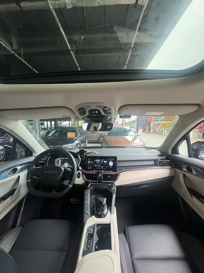 2020 LYNK&CO 06 1.5T 177HP L3 7DCT,autocango,china used car exporter,china ev exporter,chinese used car exporter,chinese used ev exporter