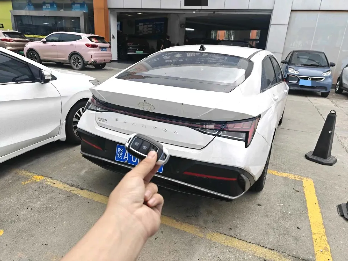 2022 Hyundai Elantra 1.5L 115HP L4 CVT,autocango,china used car exporter,china ev exporter,chinese used car exporter,chinese used ev exporter