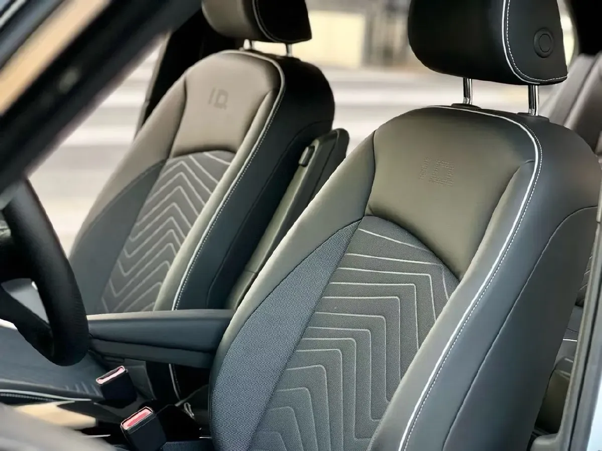 2023 Volkswagen ID.3 BEV 52.8KWH,autocango,china used car exporter,china ev exporter,chinese used car exporter,chinese used ev exporter