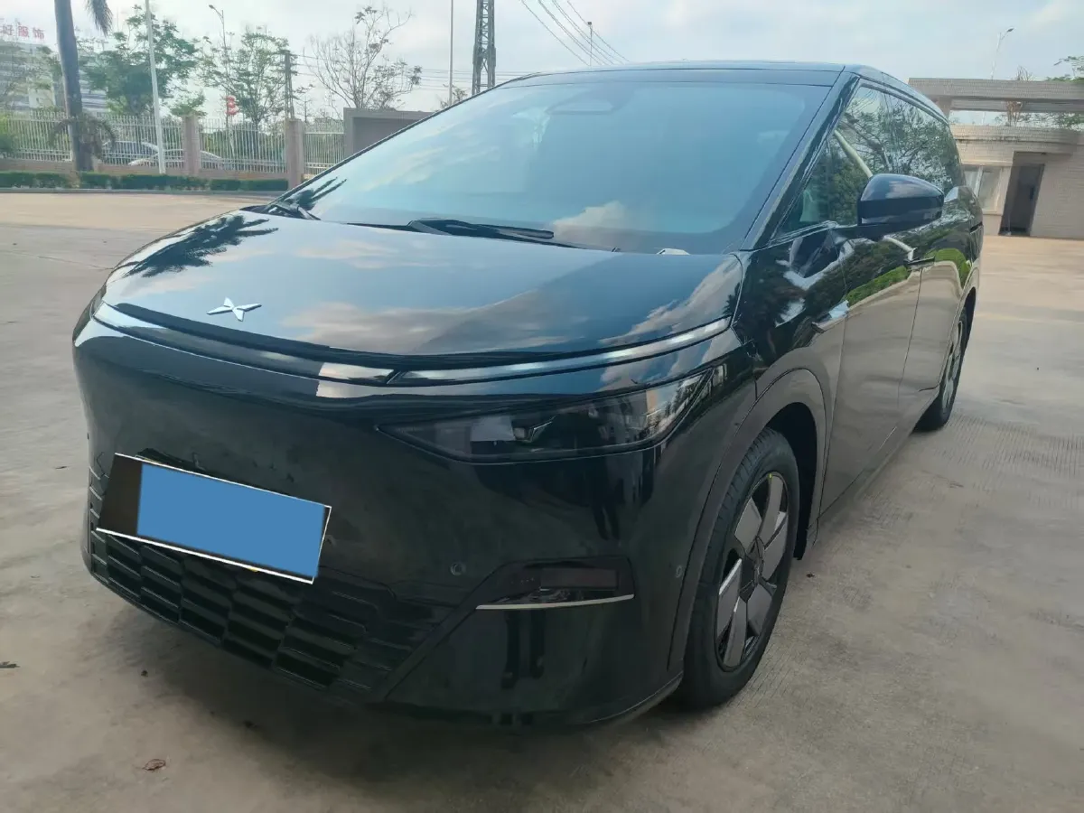 2024 Xpeng X9 BEV 101.5KWH,autocango,china used car exporter,china ev exporter,chinese used car exporter,chinese used ev exporter