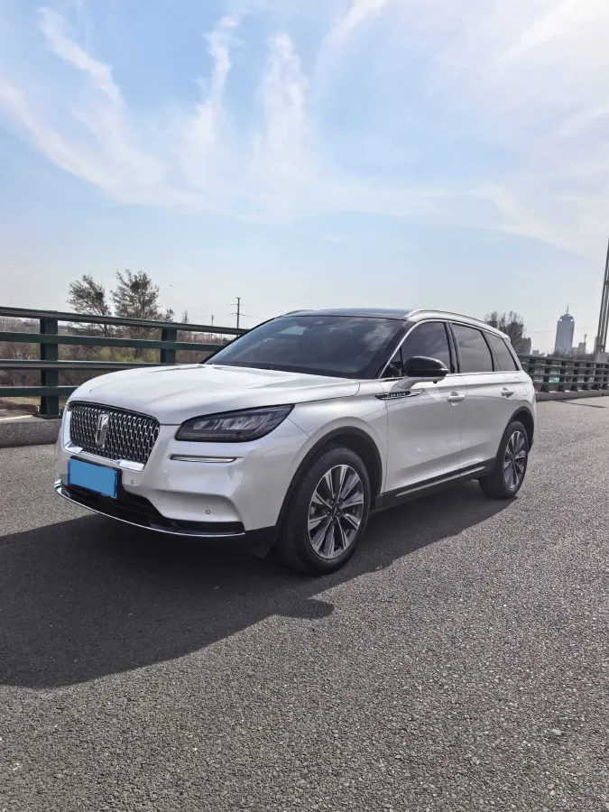 2021 Lincoln Corsair 2.0T 245HP L4 8AT,autocango,china used car exporter,china ev exporter,chinese used car exporter,chinese used ev exporter