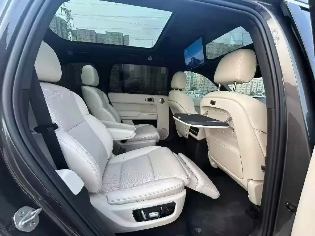 2022 Li L9 Range Extended 154HP REEV 42.6KWH,autocango,china used car exporter,china ev exporter,chinese used car exporter,chinese used ev exporter