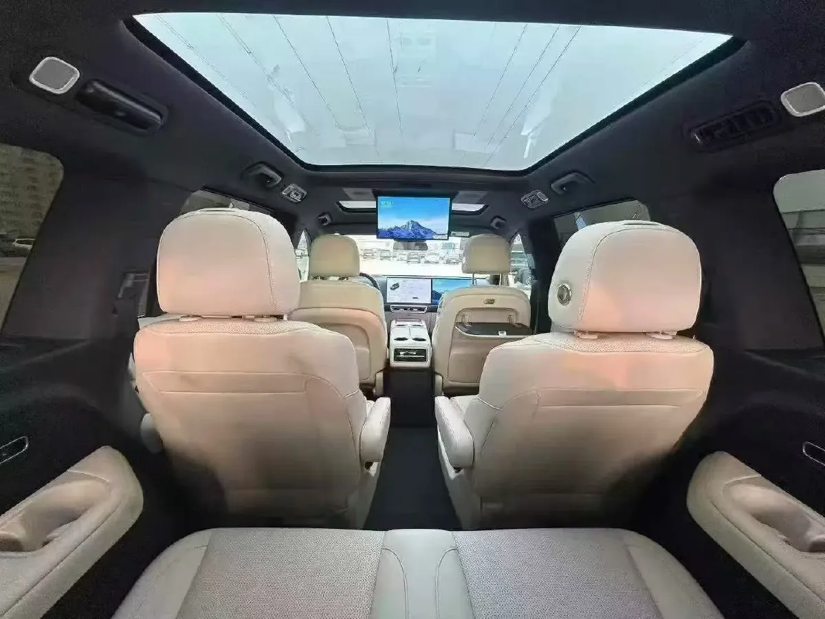 2022 Li L9 Range Extended 154HP REEV 42.6KWH,autocango,china used car exporter,china ev exporter,chinese used car exporter,chinese used ev exporter