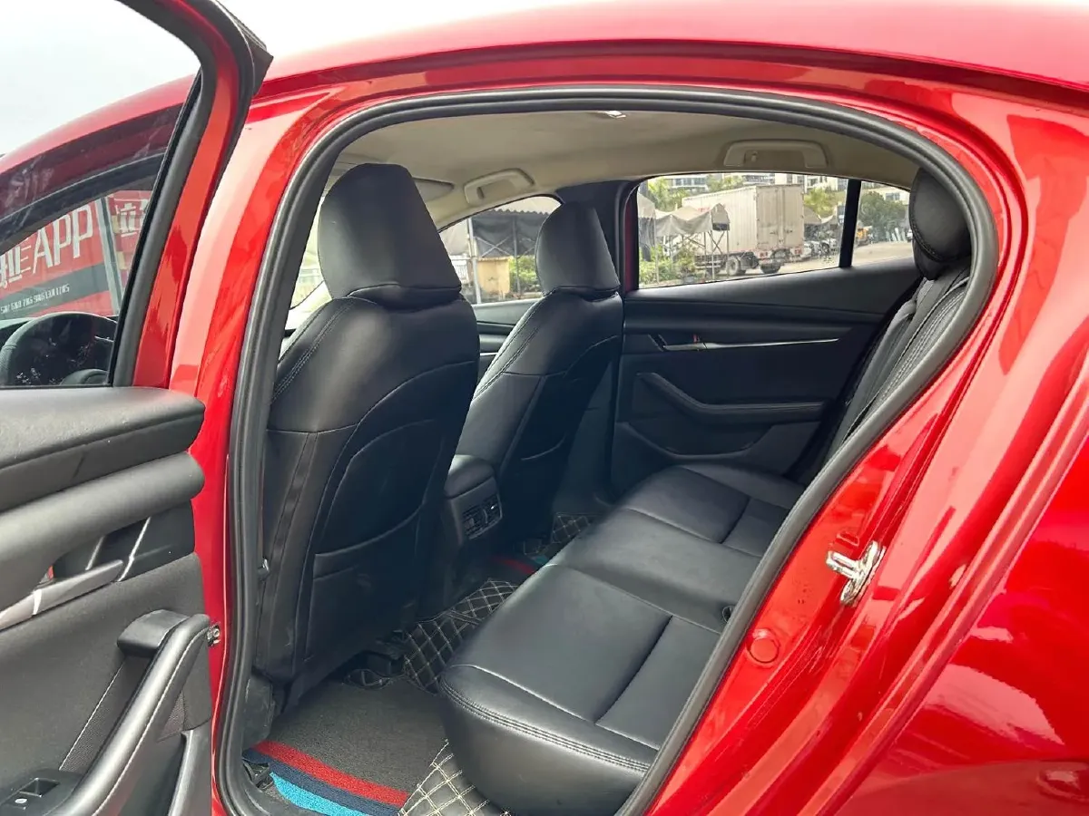 2020 Mazda 3 Axela 1.5L 117HP L4 6MT,autocango,china used car exporter,china ev exporter,chinese used car exporter,chinese used ev exporter