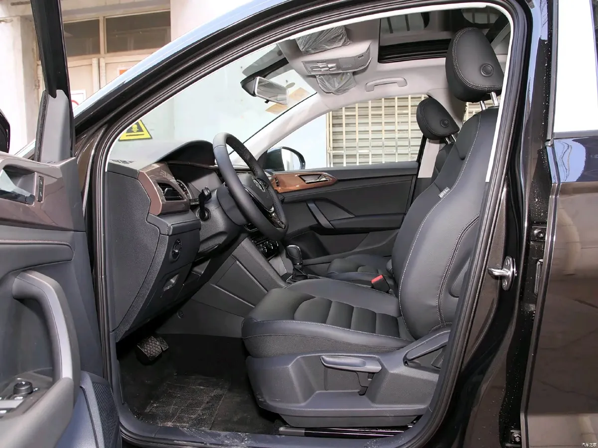 2020 Volkswagen Tharu 1.4T 150HP L4 7DCT,autocango,china used car exporter,china ev exporter,chinese used car exporter,chinese used ev exporter