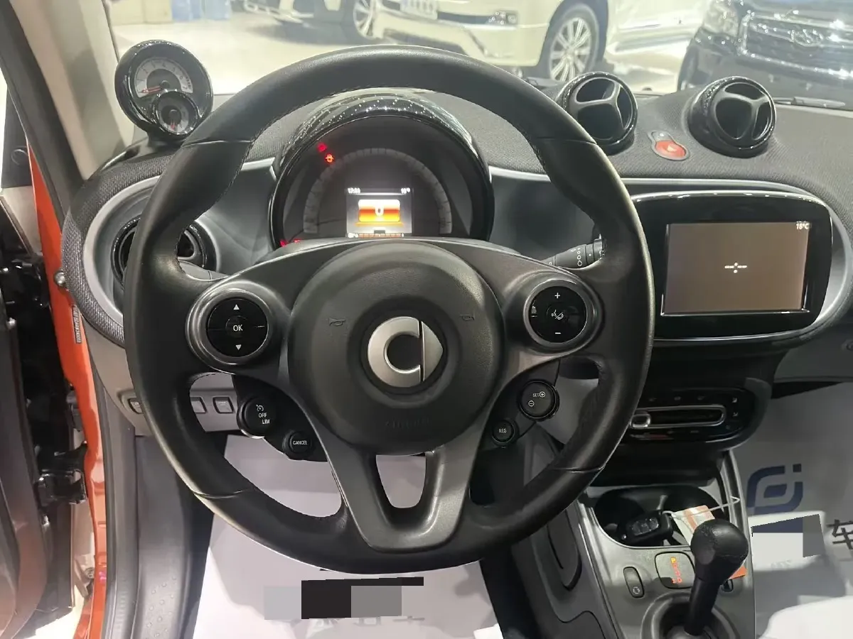 2016 Smart smart fortwo 0.9T 90HP L3 6DCT,autocango,china used car exporter,china ev exporter,chinese used car exporter,chinese used ev exporter