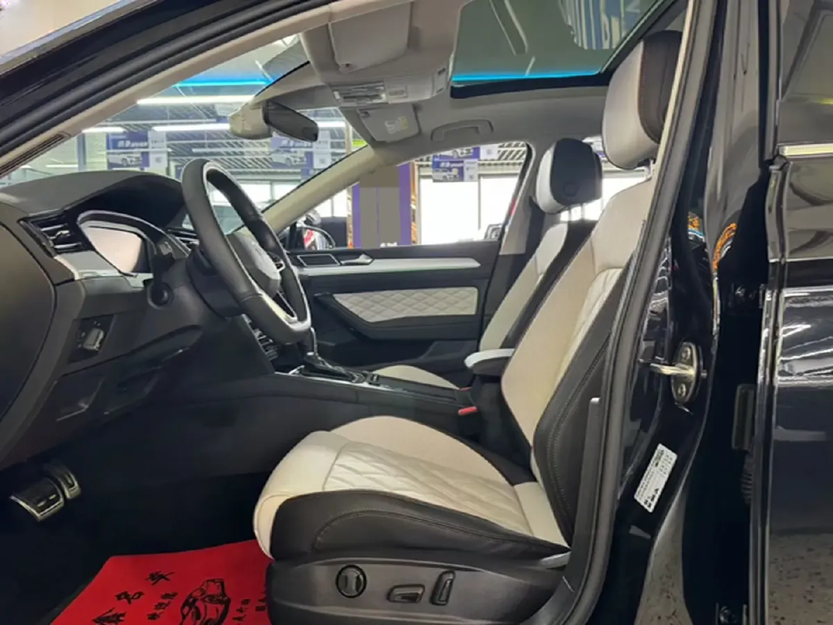 2023 Volkswagen Magotan 2.0T 186HP L4 7DCT,autocango,china used car exporter,china ev exporter,chinese used car exporter,chinese used ev exporter