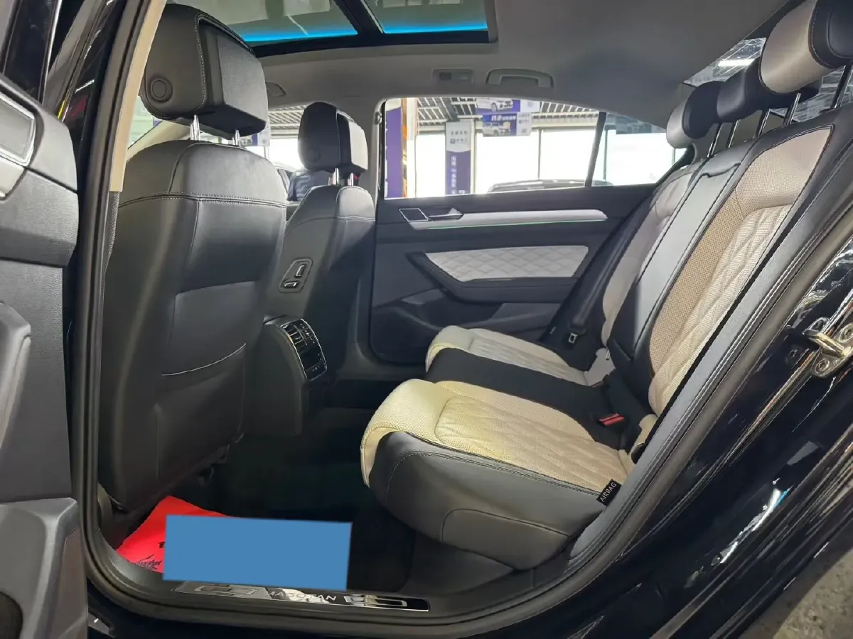 2023 Volkswagen Magotan 2.0T 186HP L4 7DCT,autocango,china used car exporter,china ev exporter,chinese used car exporter,chinese used ev exporter