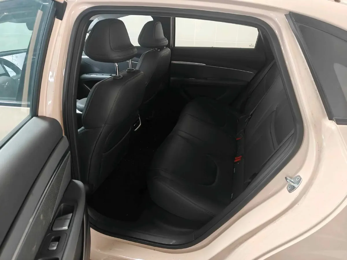 2024 Xpeng MONA M03 BEV 62.2KWH,autocango,china used car exporter,china ev exporter,chinese used car exporter,chinese used ev exporter