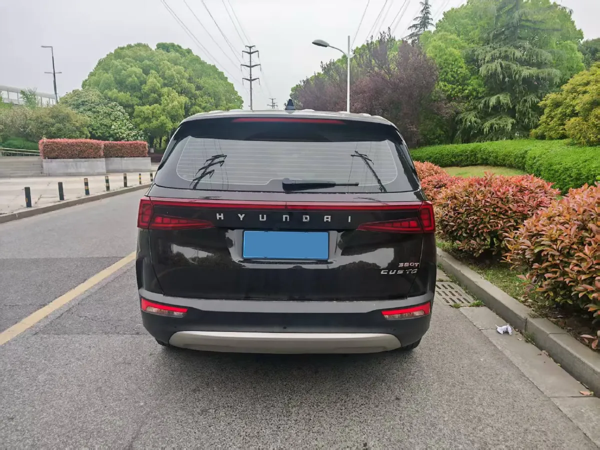 2021 Hyundai Custo 2.0T 236HP L4 8AT,autocango,china used car exporter,china ev exporter,chinese used car exporter,chinese used ev exporter