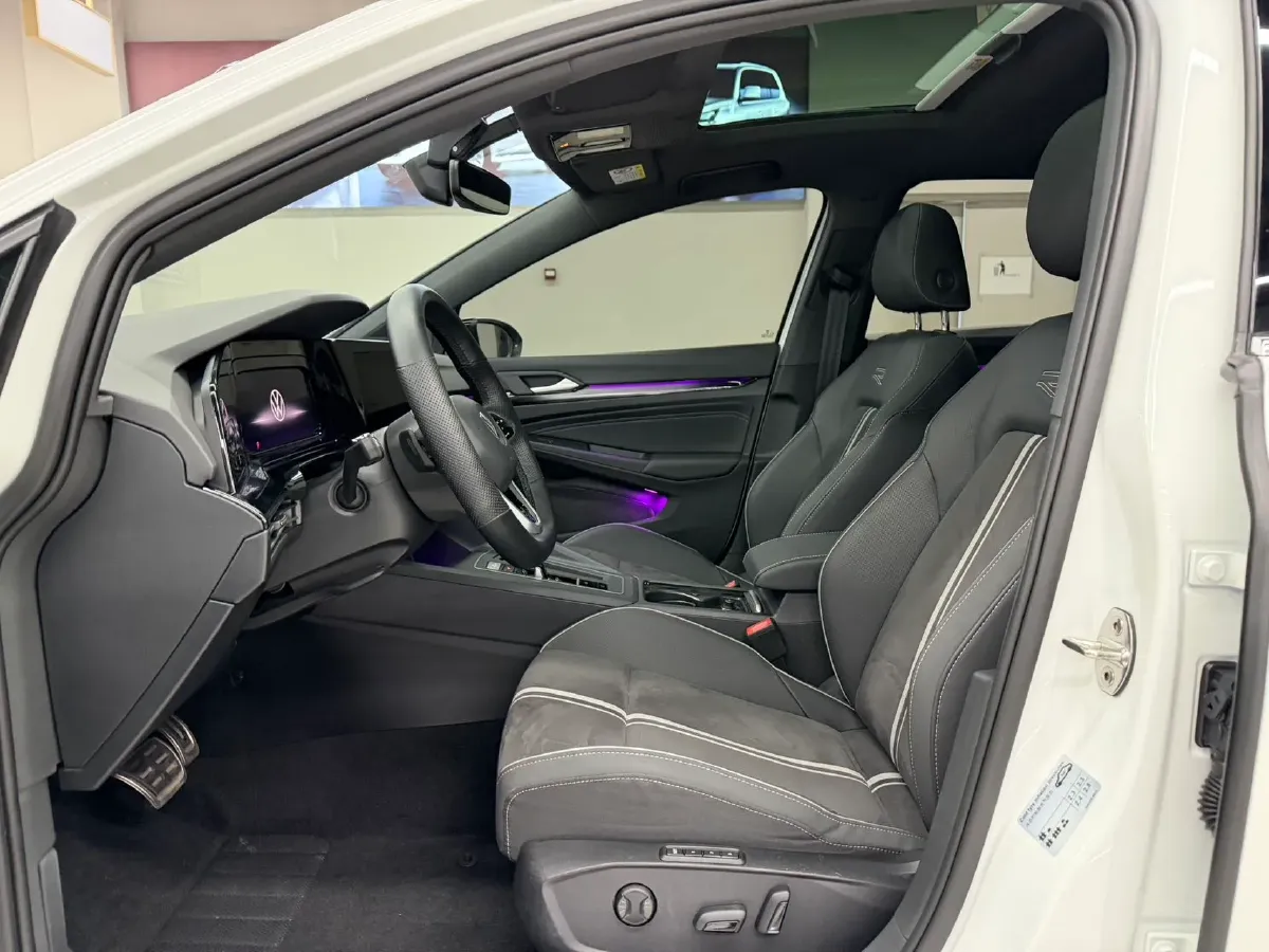 2023 Volkswagen Golf 1.4T 150HP L4 7DCT,autocango,china used car exporter,china ev exporter,chinese used car exporter,chinese used ev exporter