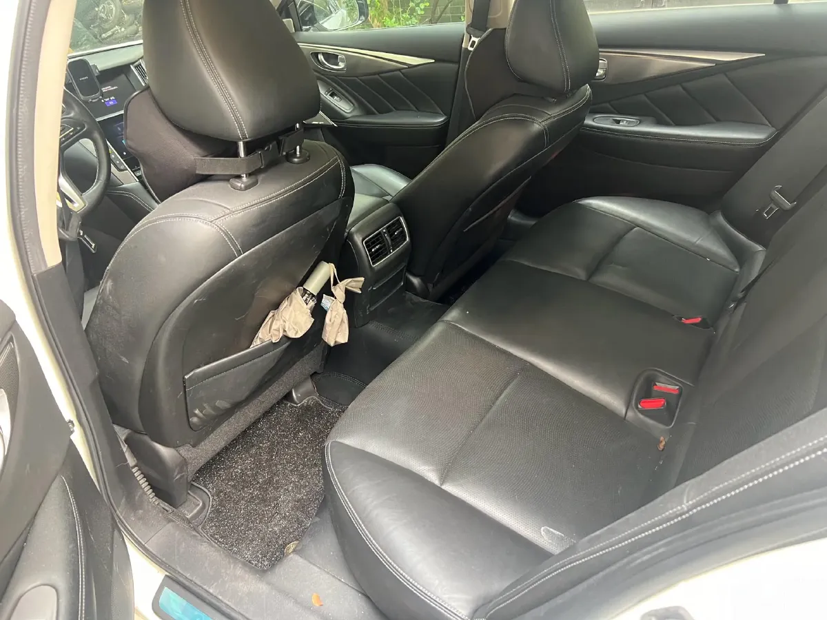 2018 Jeep Grand Commander 2.0T 265HP L4 9AT,autocango,china used car exporter,china ev exporter,chinese used car exporter,chinese used ev exporter