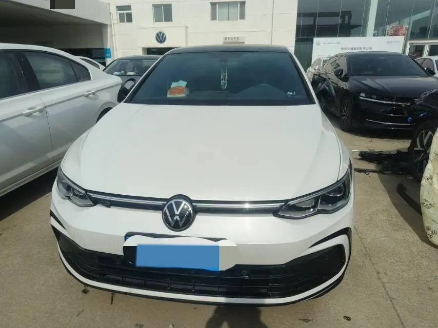 2023 Volkswagen Golf 1.4T 150HP L4 7DCT,autocango,china used car exporter,china ev exporter,chinese used car exporter,chinese used ev exporter