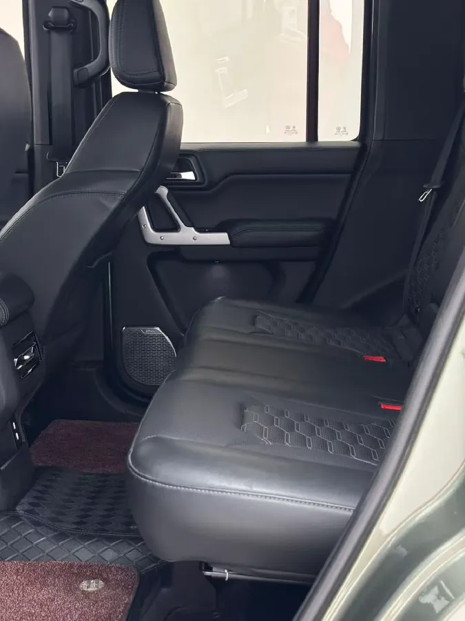 2024 212 212 T01 2.0T 252HP L4 8AT,autocango,china used car exporter,china ev exporter,chinese used car exporter,chinese used ev exporter