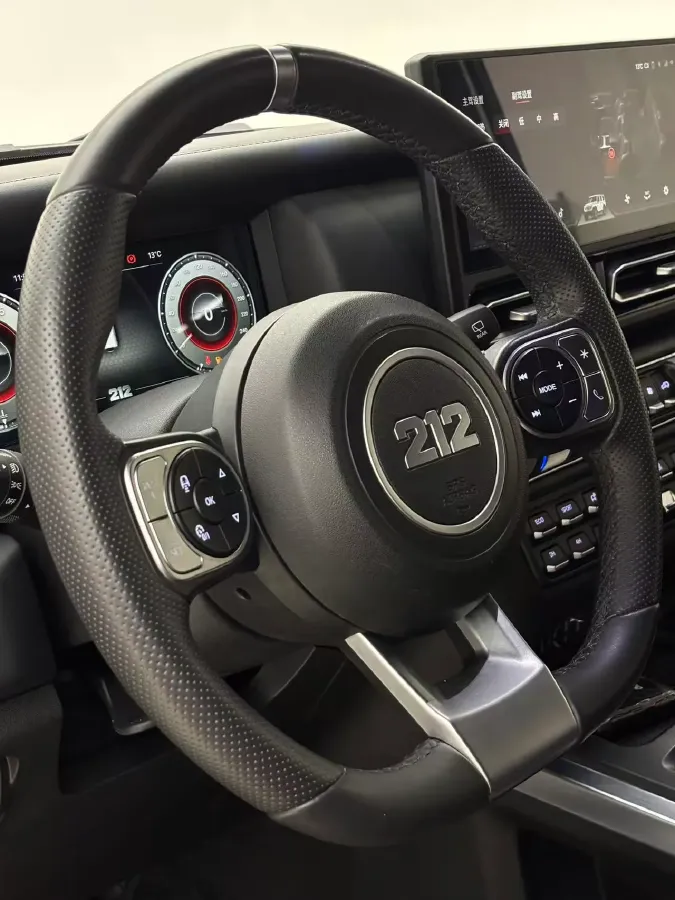 2024 212 212 T01 2.0T 252HP L4 8AT,autocango,china used car exporter,china ev exporter,chinese used car exporter,chinese used ev exporter