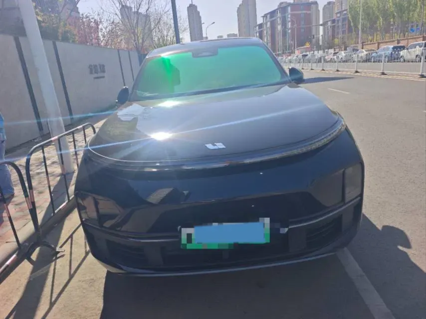 2024 Volvo S60 2.0T 197HP L4 7DCT,autocango,china used car exporter,china ev exporter,chinese used car exporter,chinese used ev exporter