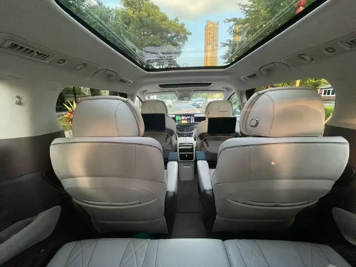 2024 Denza D9 1.5T 139HP L4 E-CVT PHEV 40KWH,autocango,china used car exporter,china ev exporter,chinese used car exporter,chinese used ev exporter