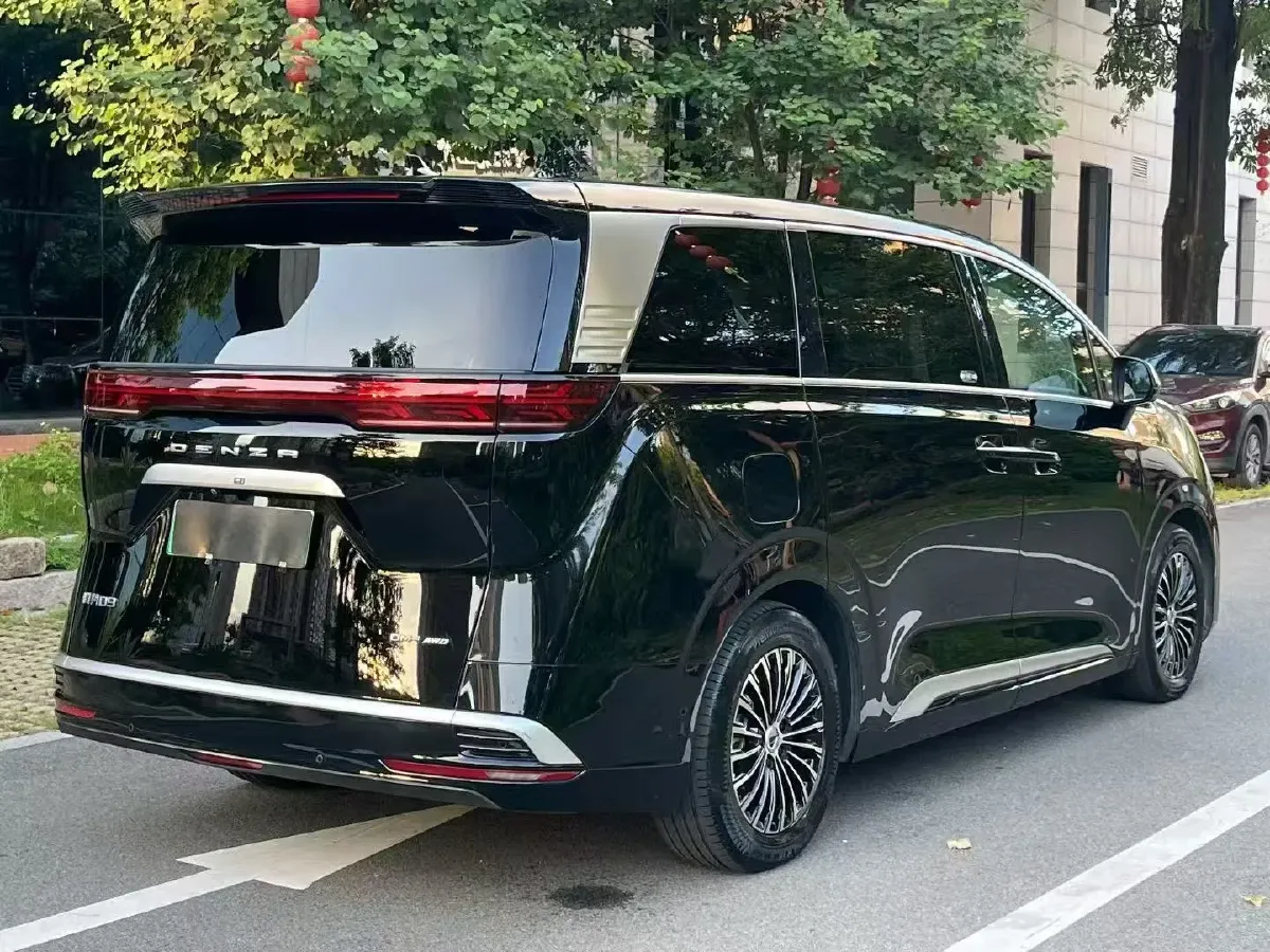 2024 Denza D9 1.5T 139HP L4 E-CVT PHEV 40KWH,autocango,china used car exporter,china ev exporter,chinese used car exporter,chinese used ev exporter