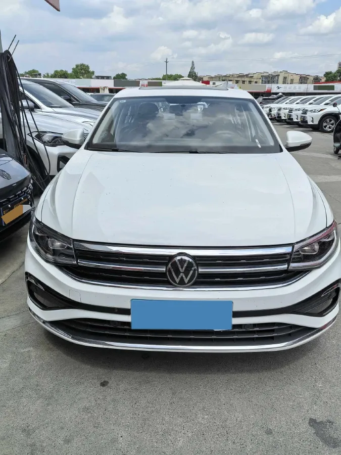 2023 Volkswagen Bora 1.2T 116HP L4 7DCT,autocango,china used car exporter,china ev exporter,chinese used car exporter,chinese used ev exporter