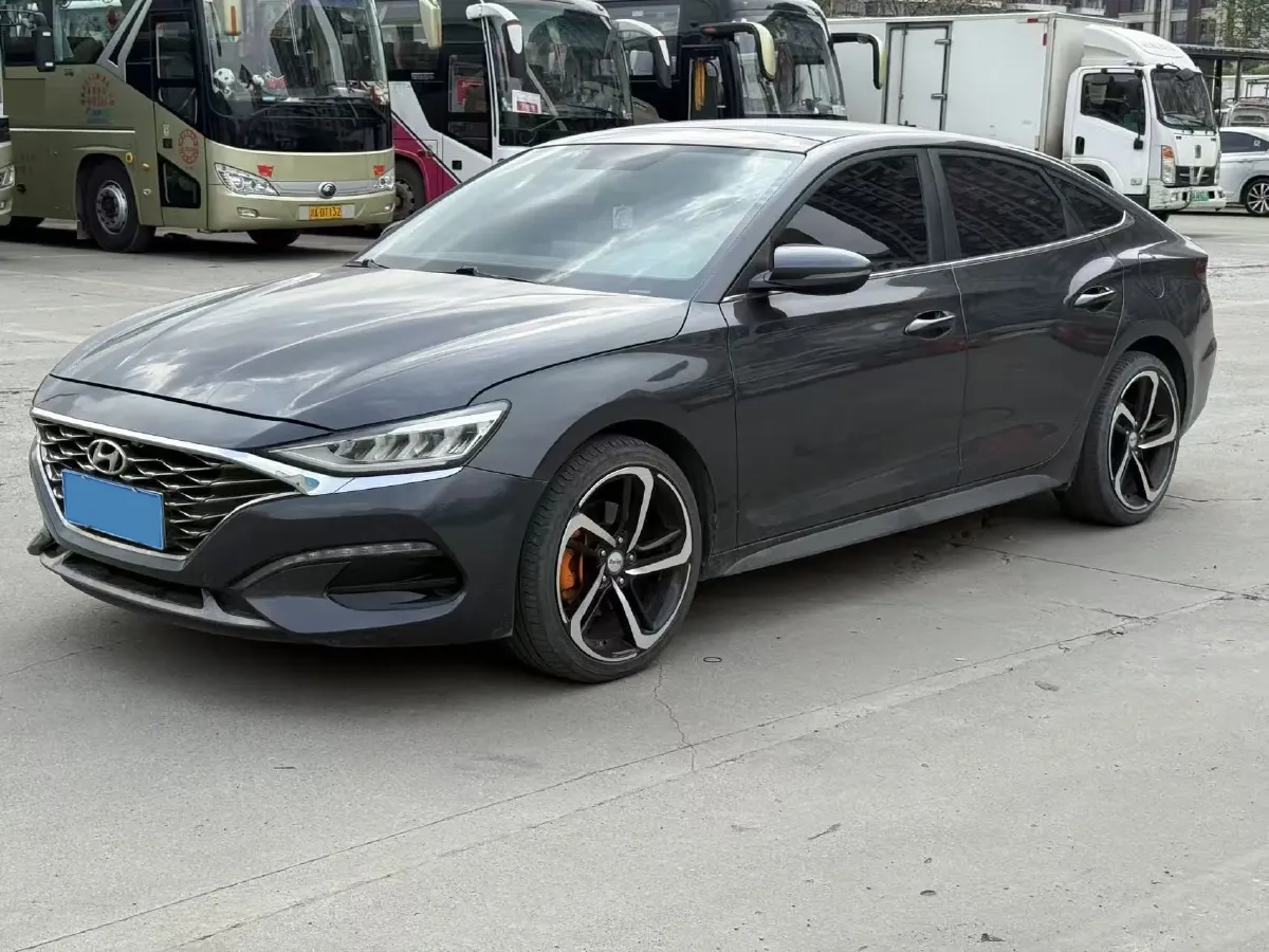 2019 Hyundai La Festa 1.6T 190HP L4 7DCT,autocango,china used car exporter,china ev exporter,chinese used car exporter,chinese used ev exporter