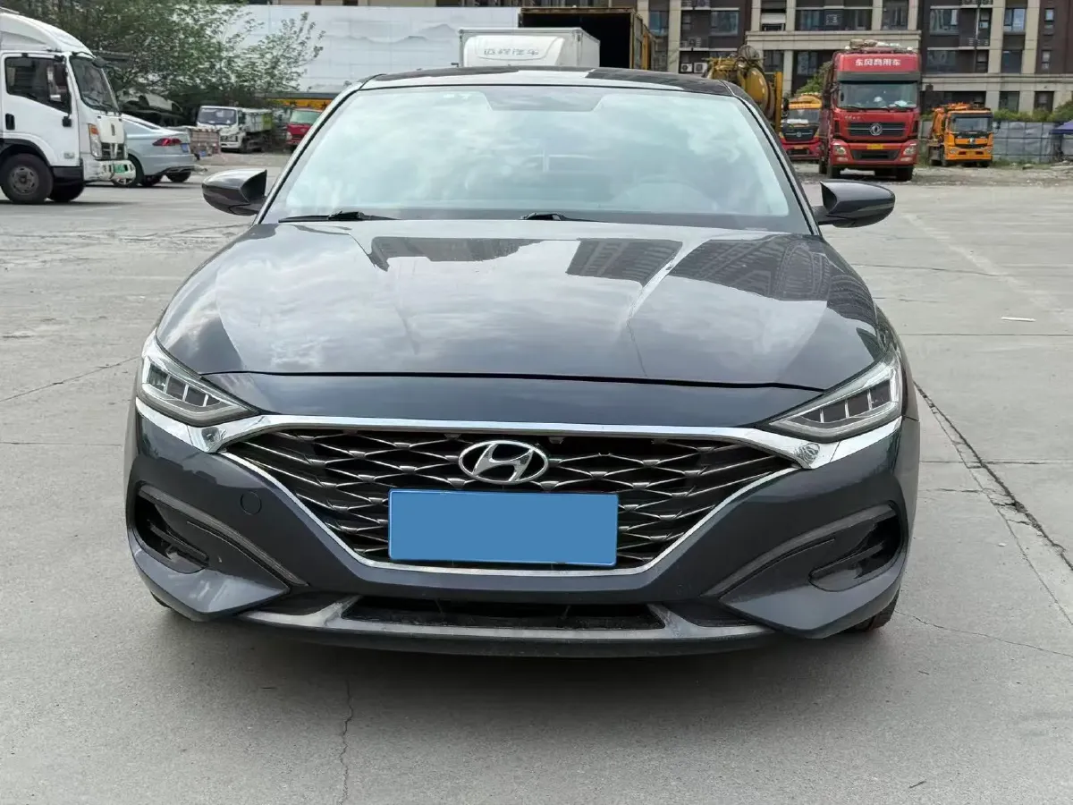 2019 Hyundai La Festa 1.6T 190HP L4 7DCT,autocango,china used car exporter,china ev exporter,chinese used car exporter,chinese used ev exporter