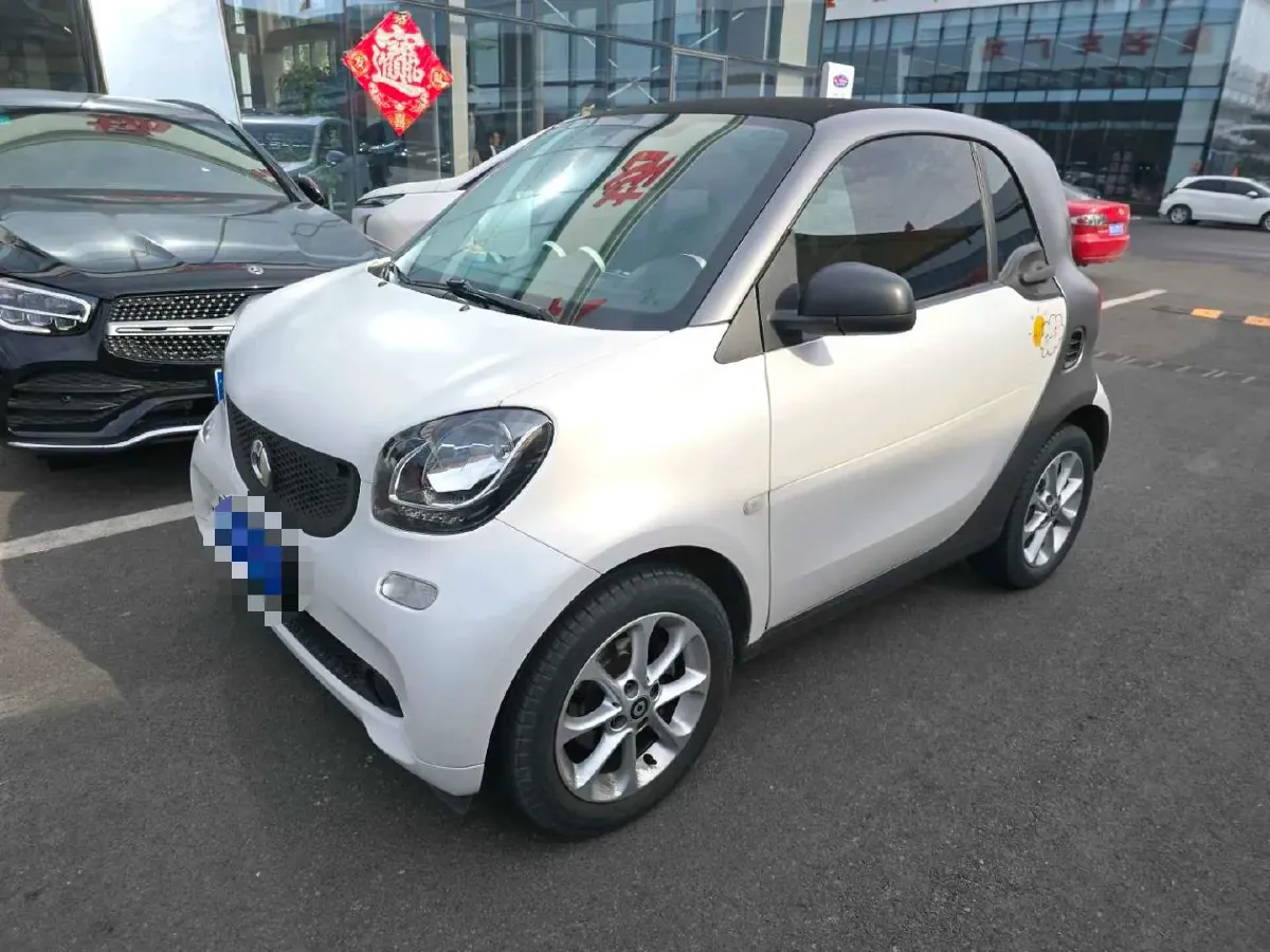 2015 Smart smart fortwo 1.0L 71HP L3 5AMT,autocango,china used car exporter,china ev exporter,chinese used car exporter,chinese used ev exporter