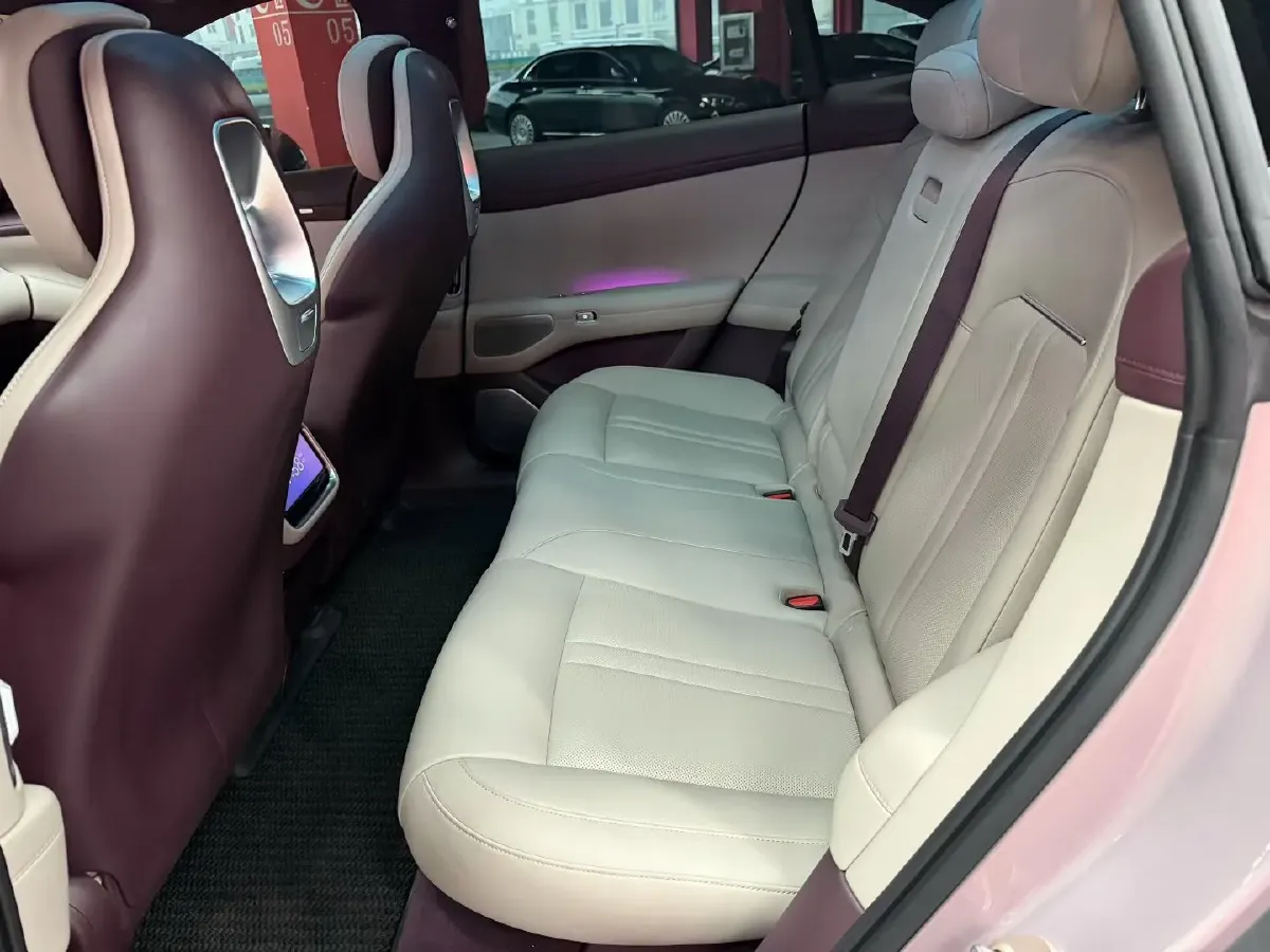 2025 MI YU7 BEV 101.7KWH,autocango,china used car exporter,china ev exporter,chinese used car exporter,chinese used ev exporter