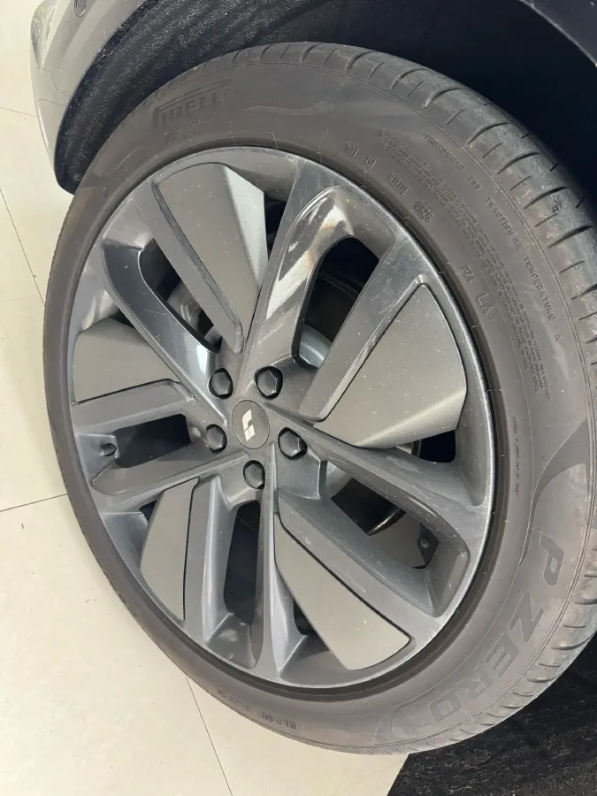 2024 Li L6 Range Extended 154HP L4 REEV 36.8KWH,autocango,china used car exporter,china ev exporter,chinese used car exporter,chinese used ev exporter