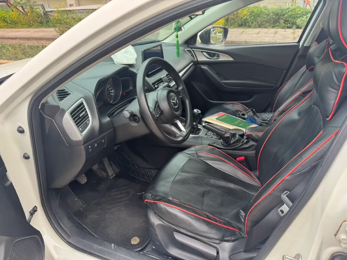 2017 Mazda 3 Axela 1.5L 117HP L4 6MT,autocango,china used car exporter,china ev exporter,chinese used car exporter,chinese used ev exporter