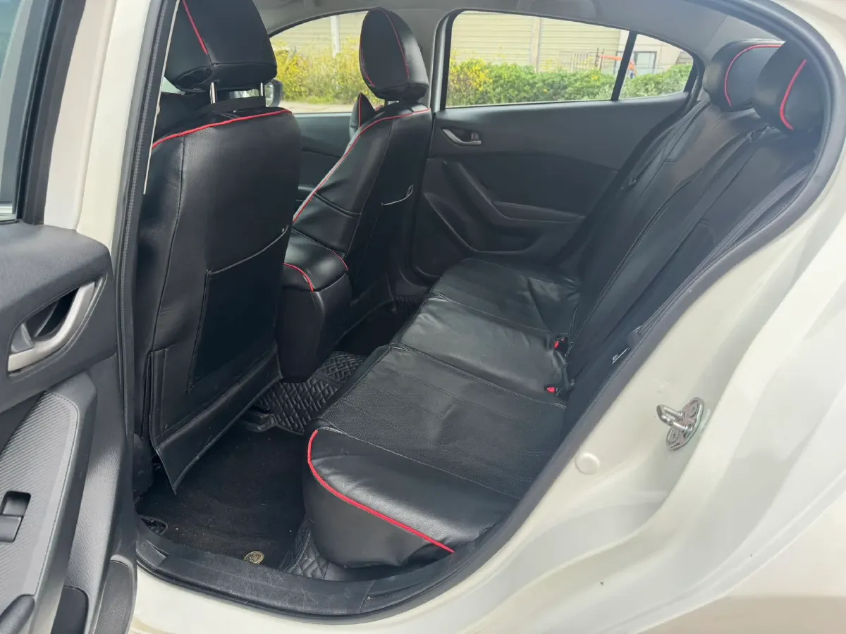 2017 Mazda 3 Axela 1.5L 117HP L4 6MT,autocango,china used car exporter,china ev exporter,chinese used car exporter,chinese used ev exporter