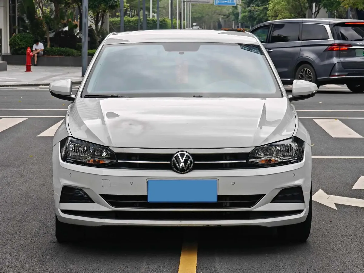 2023 Volkswagen Polo 1.5L 110HP L4 6AT,autocango,china used car exporter,china ev exporter,chinese used car exporter,chinese used ev exporter