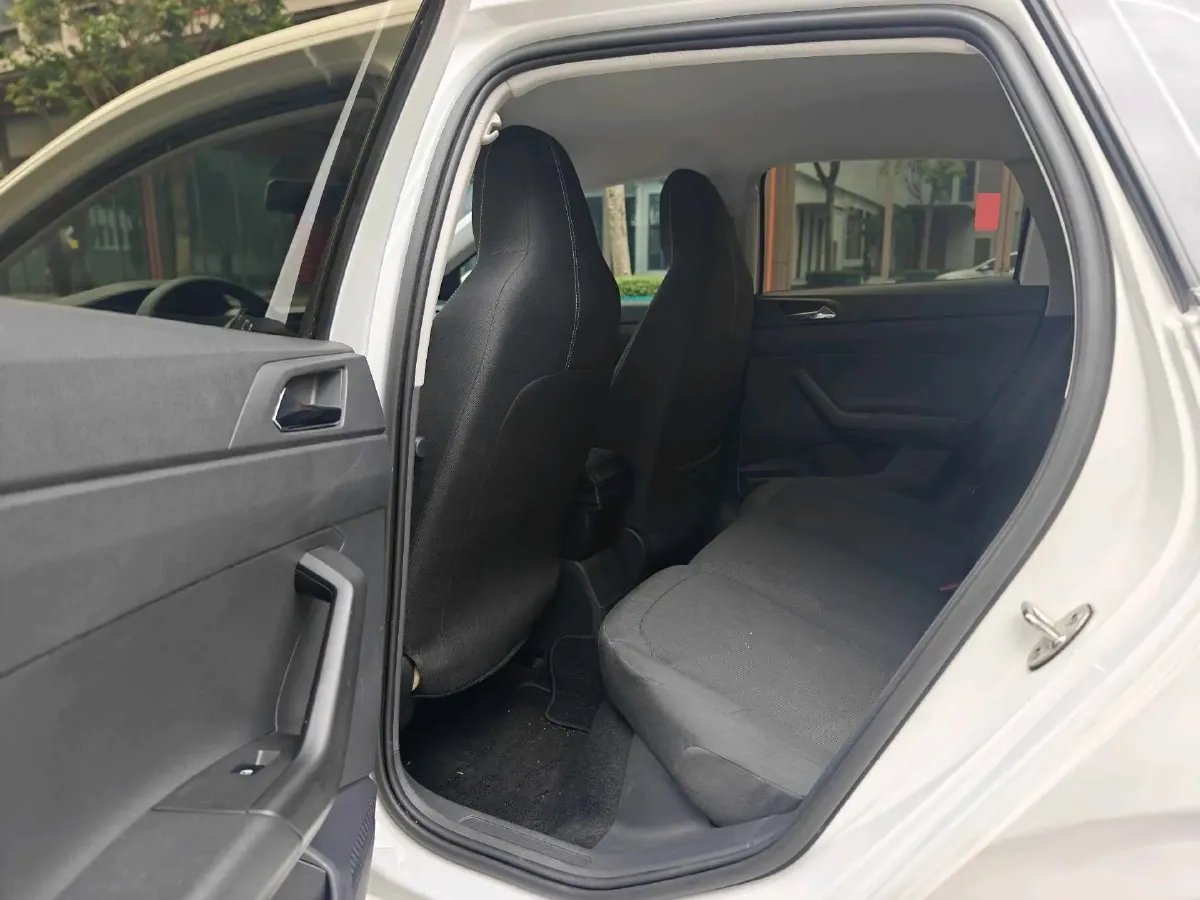 2023 Volkswagen Polo 1.5L 110HP L4 6AT,autocango,china used car exporter,china ev exporter,chinese used car exporter,chinese used ev exporter